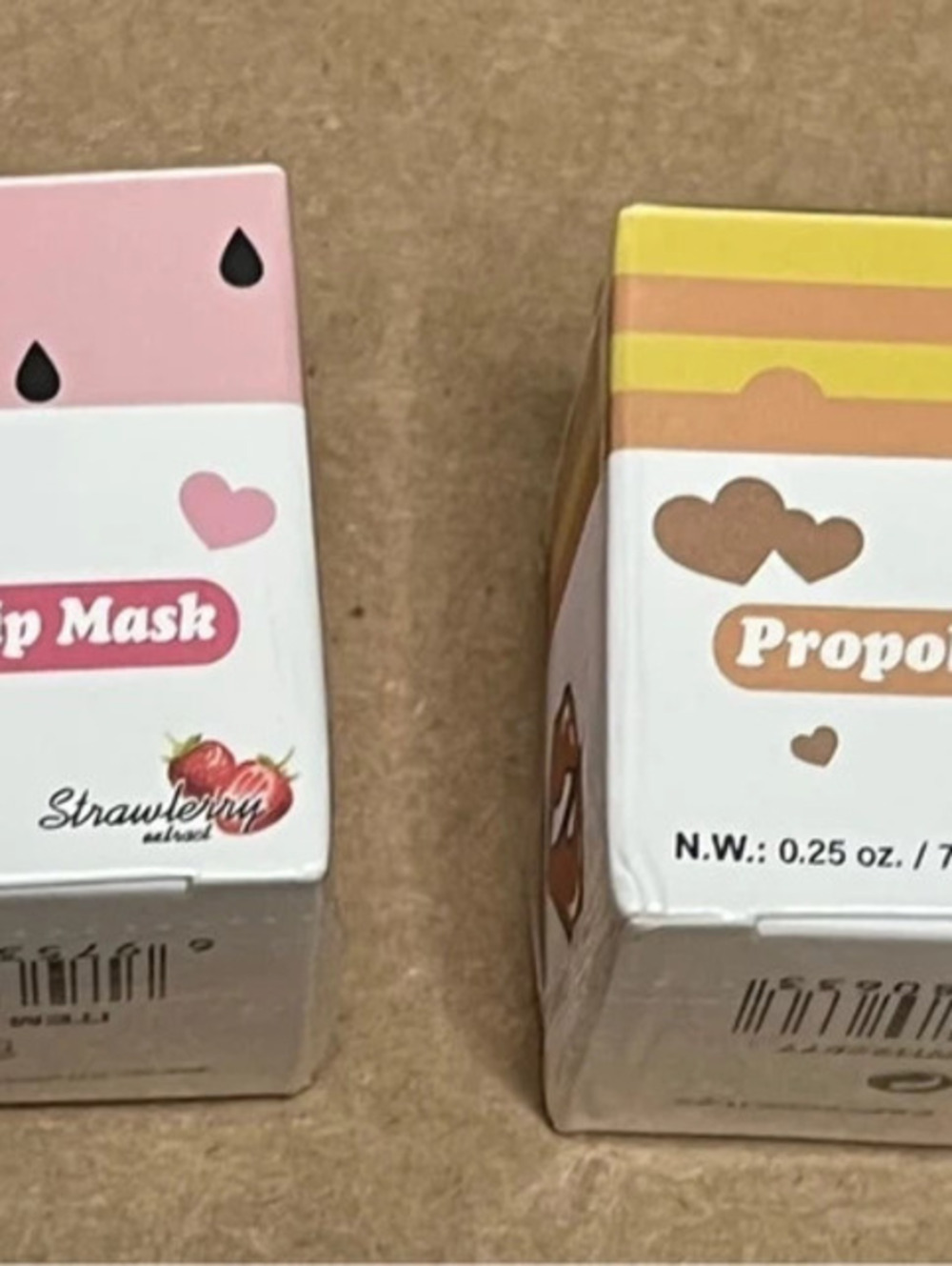 Lip masks in strawberry & propolis (honey)